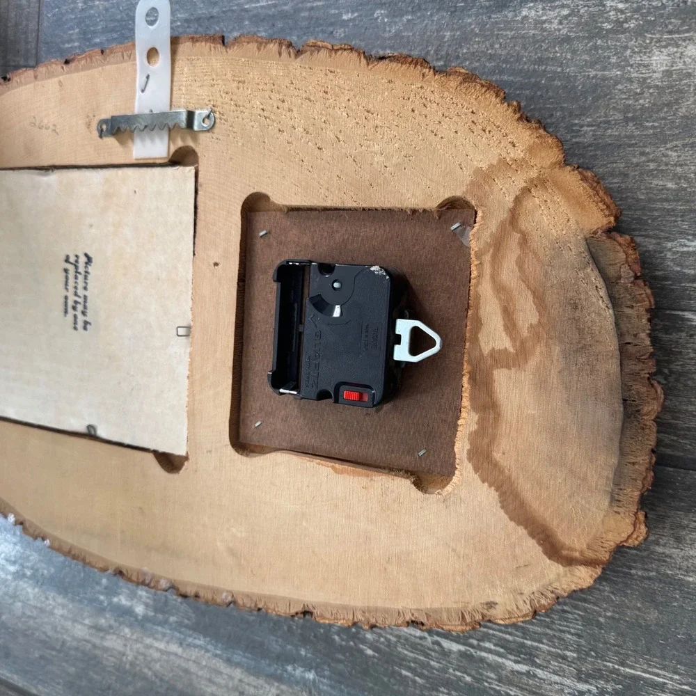 Vintage Rustic Live Edge‎ Wood Slab Wall Clock Wolf Picture Frame Cabin Decor